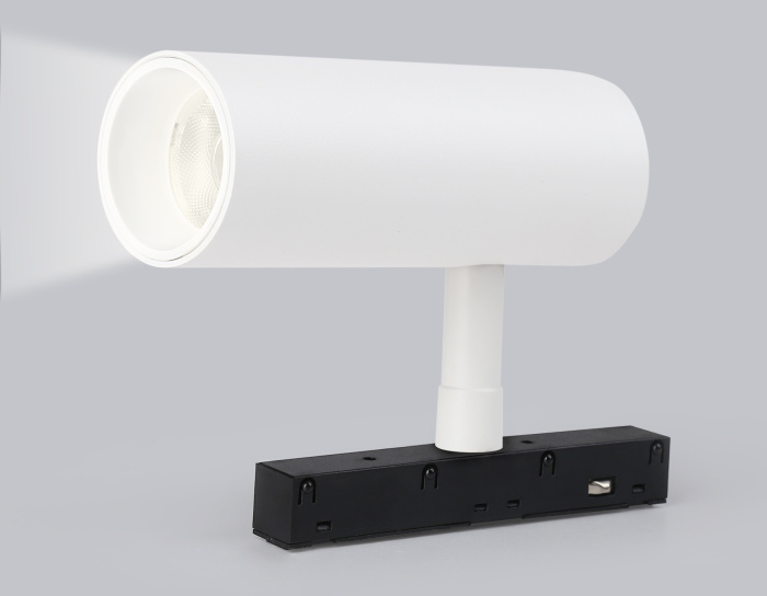 Светильник светодиодный трековый для шинопровода Magnetic Ambrella light GL3828