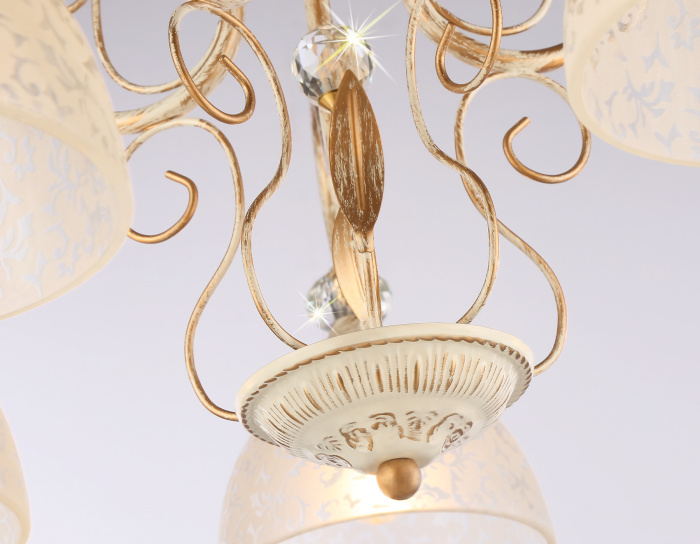 Потолочная люстра Ambrella light TR3057