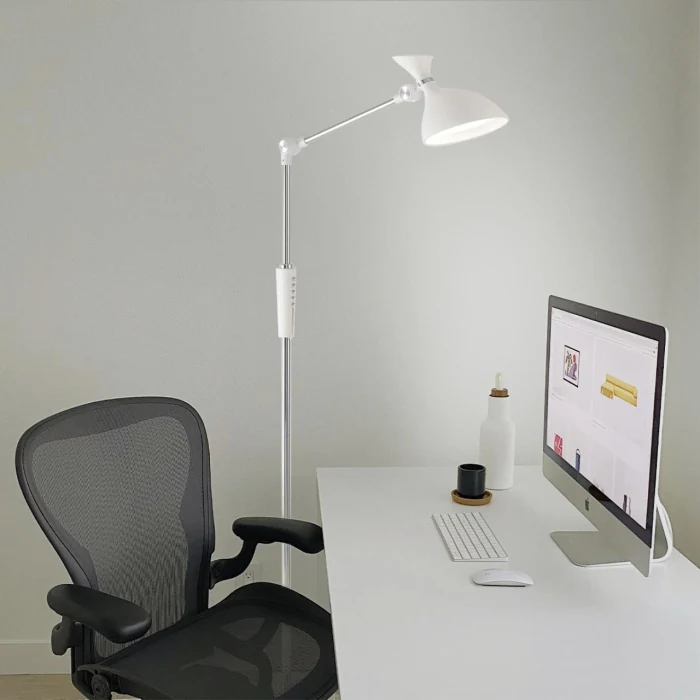 Торшер Lumion Horsa 8330/15FL