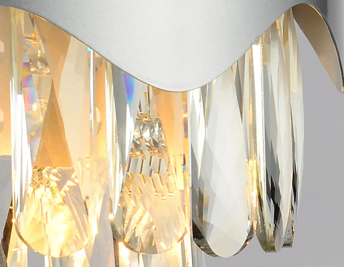 Настенный светильник с выключателем и хрусталем Ambrella light TR5090