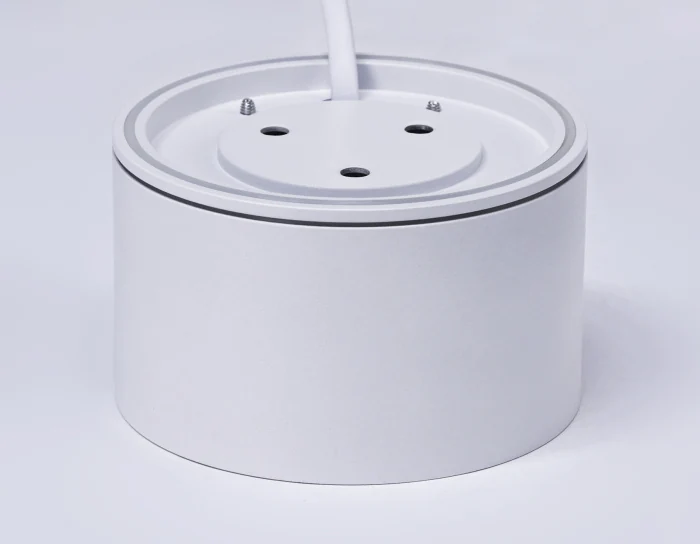 Светильник накладной IP44 с высокой степенью пылевлагозащиты Ambrella light TN6522