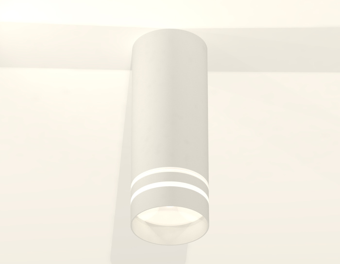 Комплект накладного светильника с акрилом Ambrella light XS7442013