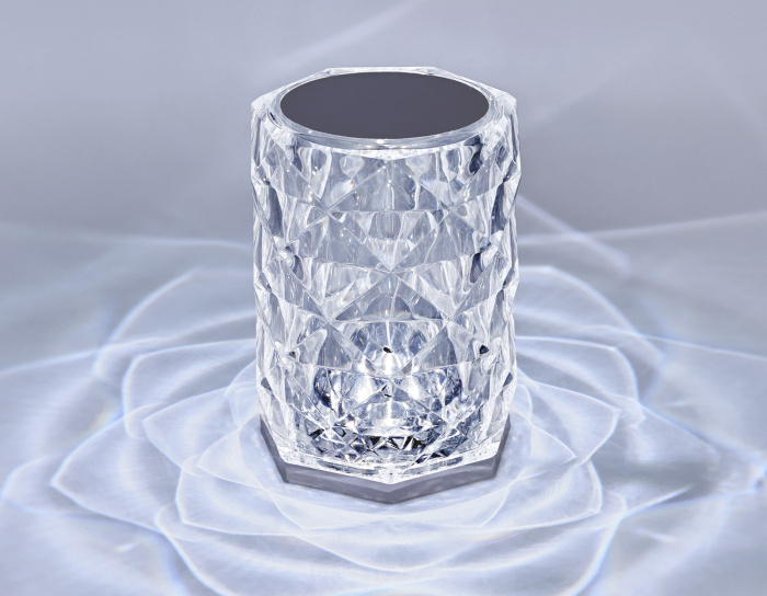 Настольная светодиодная лампа с сенсорным выключателем и встроенной аккумуляторной батареей Ambrella light DE8011