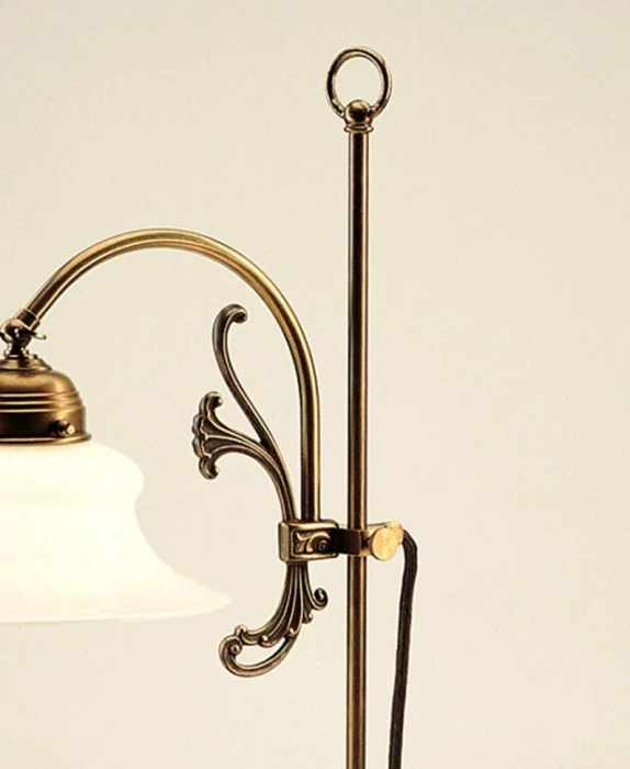 Настольная лампа Berliner Messinglampen T4G6-29opB