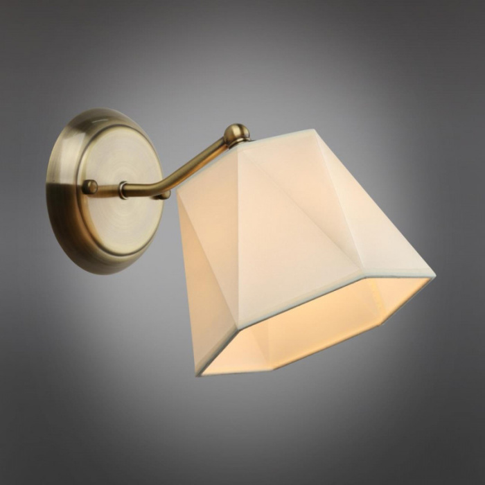 Светильник настенный Omnilux Rapallo OML-65001-01