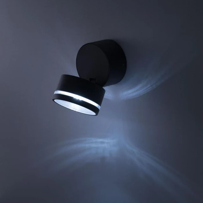Уличный настенный светильник Citilux Garda CLU0008R