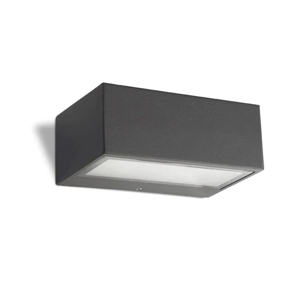 Уличное бра Leds C4 NEMESIS 05-9177-Z5-B8