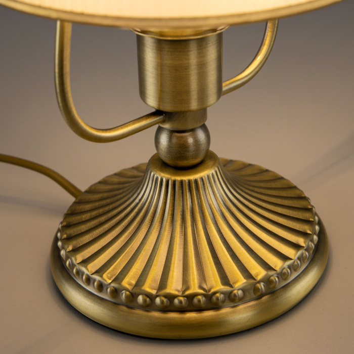 Настольный светильник Citilux Адриана CL405813