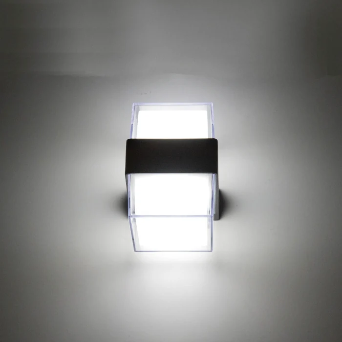 Уличный настенный светильник Citilux CLU0009K