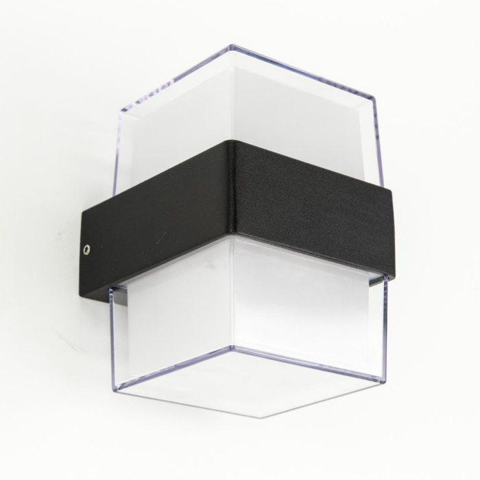 Уличный настенный светильник Citilux Garda CLU0009K