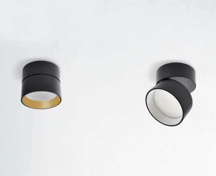 Светильник потолочный влагозащищенный ITALLINE IT02-005 black 3000K