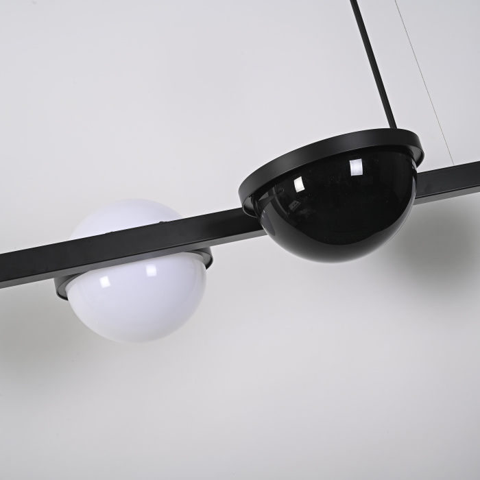 Реечный подвесной светильник PALMA Wall lamp 3 шара + 1 вазон горизонтальная ImperiumLoft