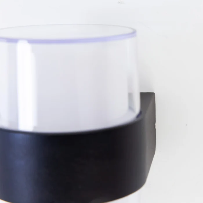 Уличный настенный светильник Citilux CLU0009R