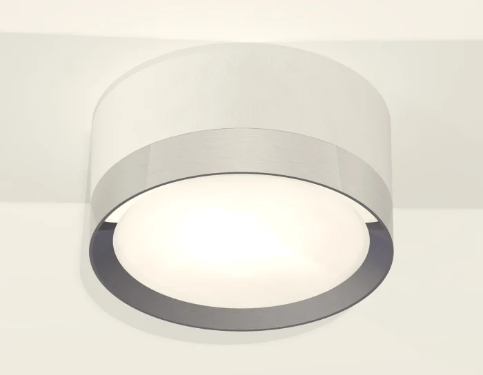 Комплект накладного светильника Ambrella light XS8101003