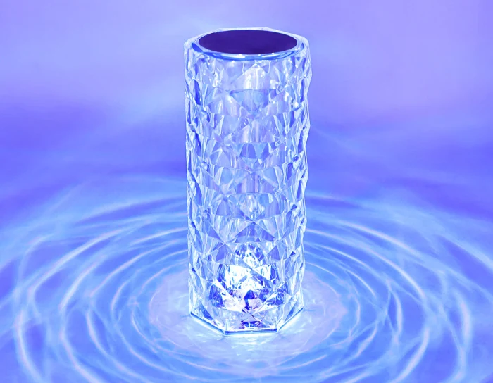 Настольная светодиодная лампа с сенсорным выключателем и пультом Ambrella light DE8021