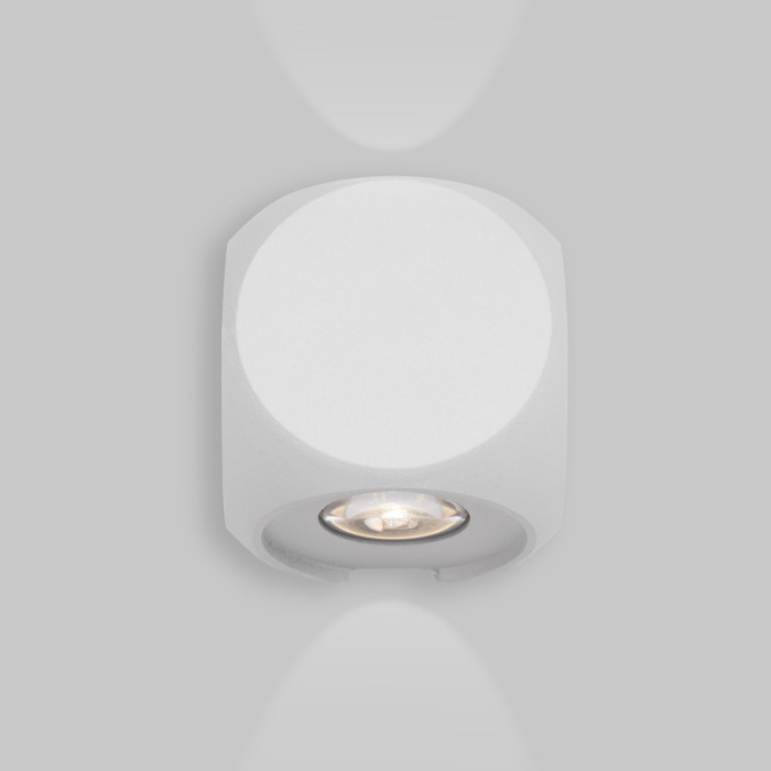 Уличный настенный светильник Maytoni Bond Street O015WL-L4W