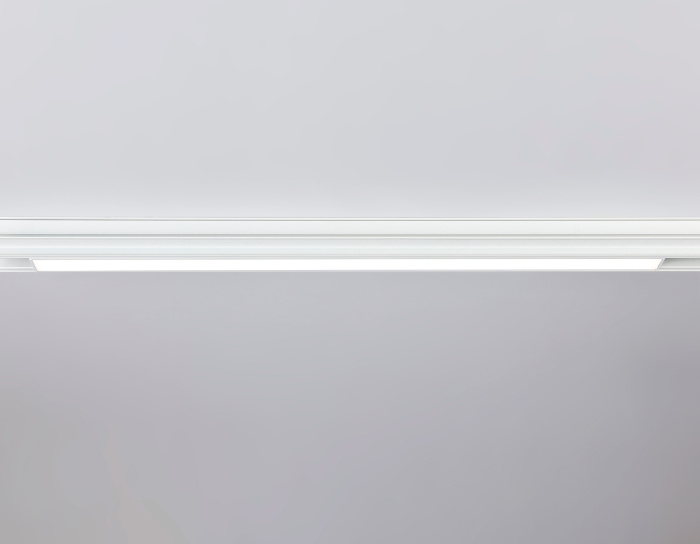 Светильник светодиодный трековый для шинопровода Magnetic Ambrella light GL4008