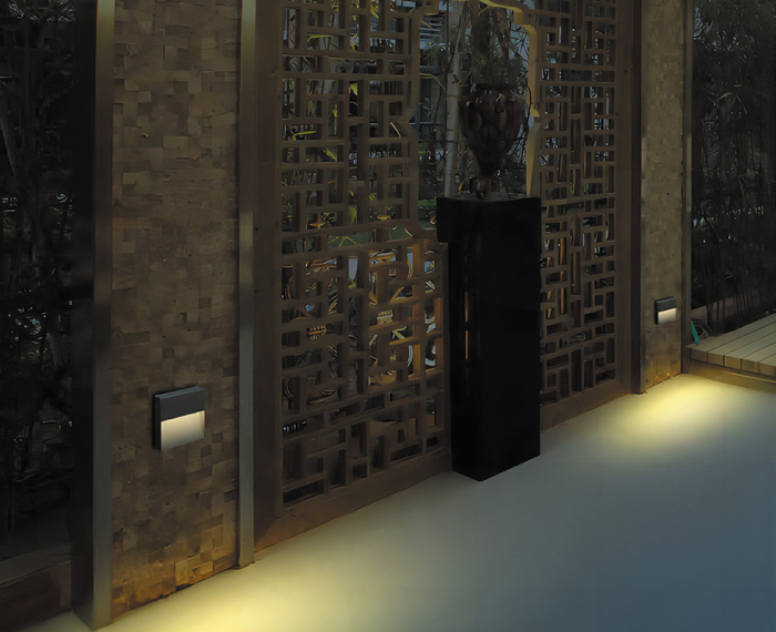 Уличный настенный светильник Italline IT5262