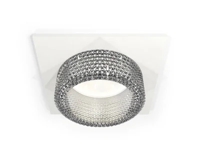 Комплект встраиваемого светильника с композитным хрусталем Ambrella light XC6520040