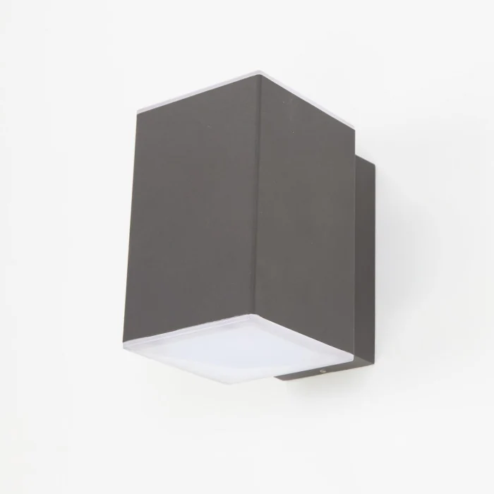 Уличный настенный светильник Citilux Garda CLU0002