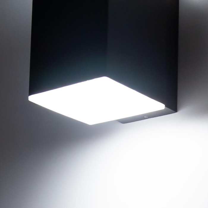 Уличный настенный светильник Citilux Garda CLU0002