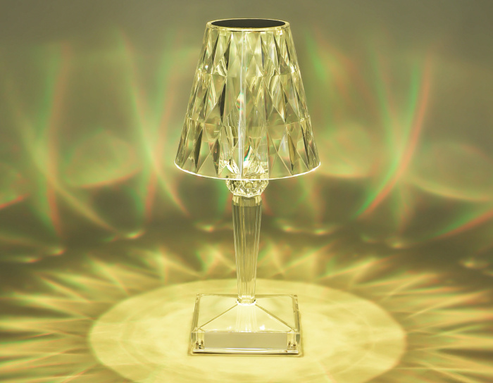 Настольная светодиодная лампа с сенсорным выключателем и пультом Ambrella light DE8057