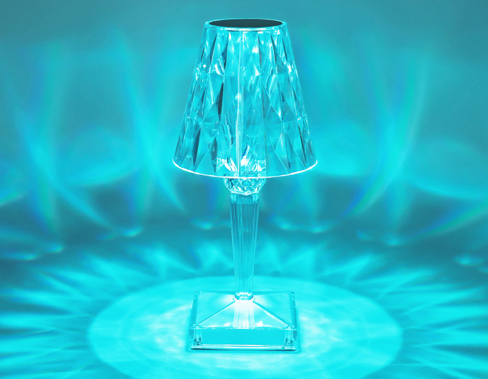 Настольная светодиодная лампа с сенсорным выключателем и пультом Ambrella light DE8057