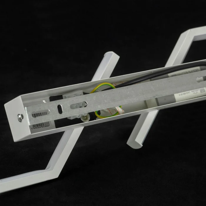 Настенный светодиодный светильник Lussole Alachua LSP-7148