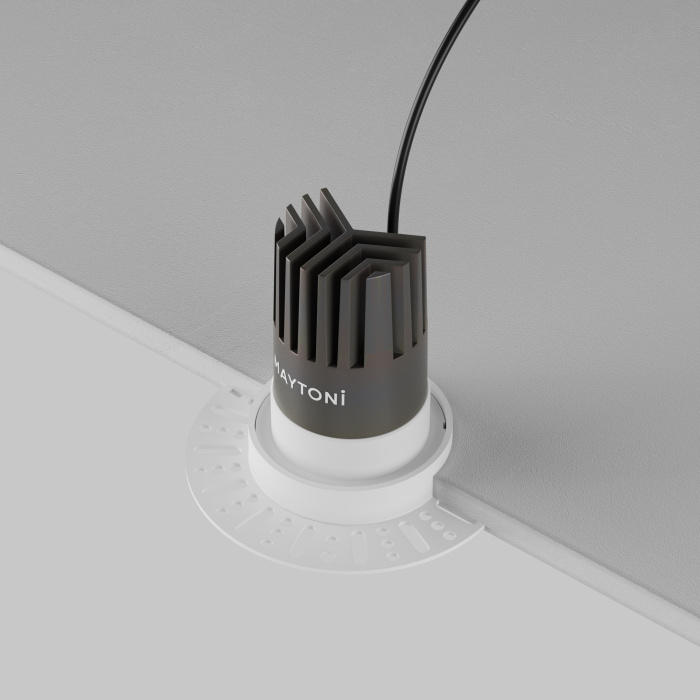 Встраиваемый светильник Maytoni Dip DL124-10W-2.7K-TRS-W