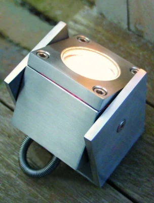 Royal Botania Уличная подсветка Q-Bic Wall QBWVD220EP