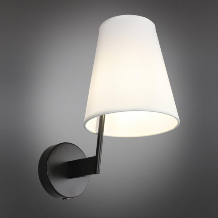 Светильник настенный Omnilux Camlez OML-68611-01