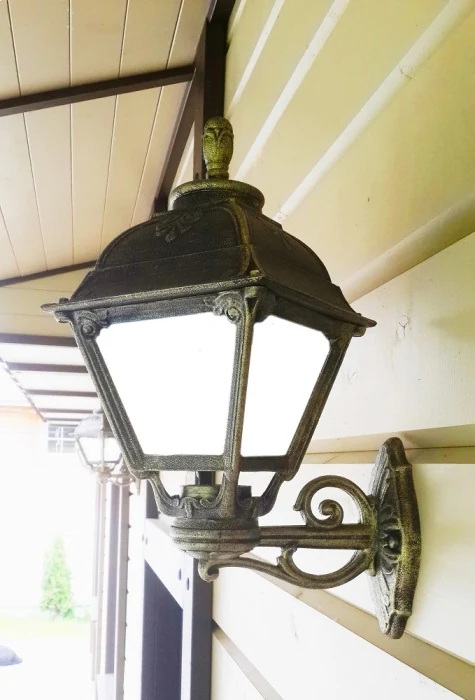 Светильник уличный настенный FUMAGALLI BISSO/CEFA U23.131.000.BYF1R