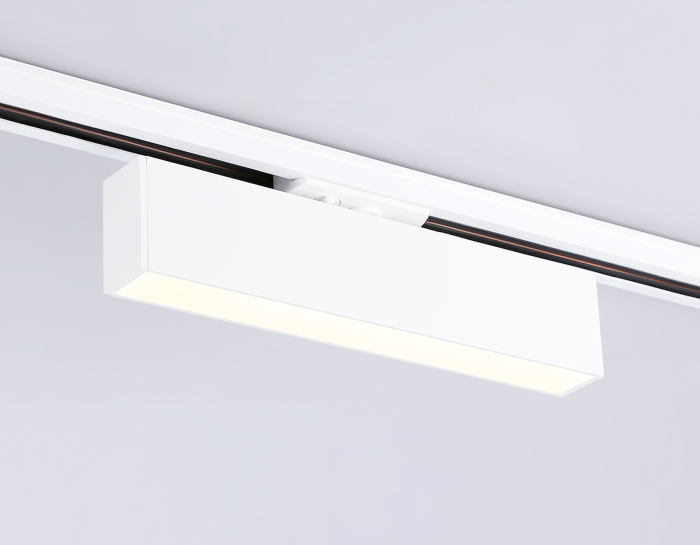 Трековый однофазный светодиодный светильник Ambrella light GL6761
