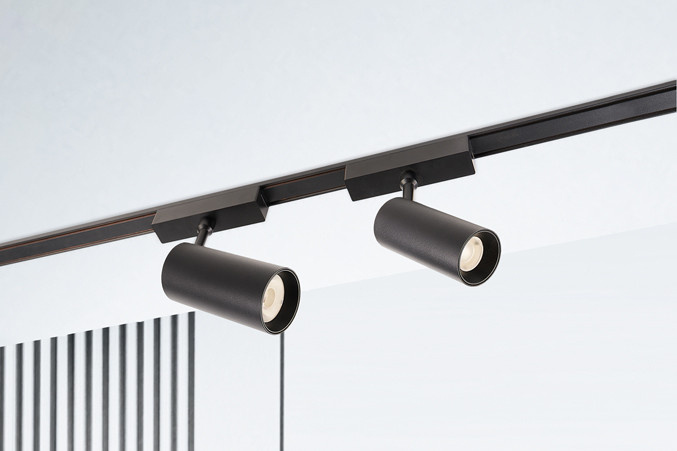 Светильник на шине Italline IT09-9017 black 4000K