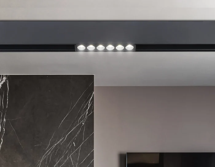 Светильник светодиодный трековый для шинопровода Magnetic Ambrella light GL4019