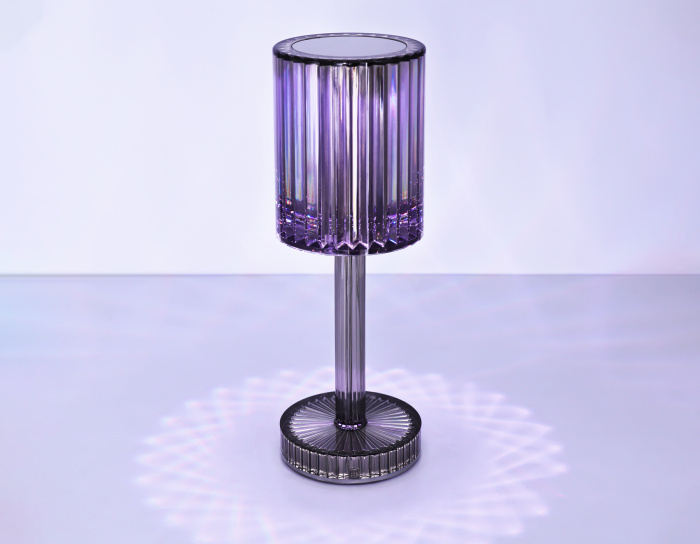 Настольная светодиодная лампа с сенсорным выключателем и пультом Ambrella light DE8071