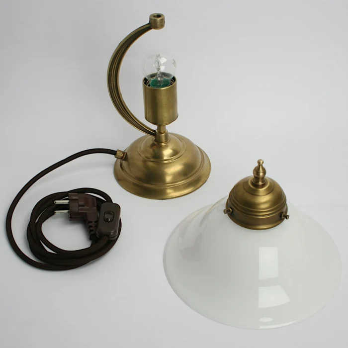 Настольная лампа Berliner Messinglampen V22-22opB