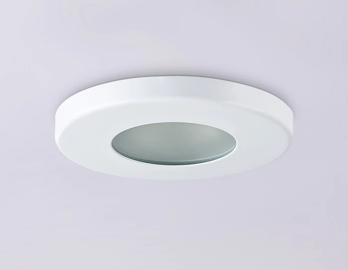 Светильник встраиваемый IP44 с высокой степенью пылевлагозащиты Ambrella light TN1180