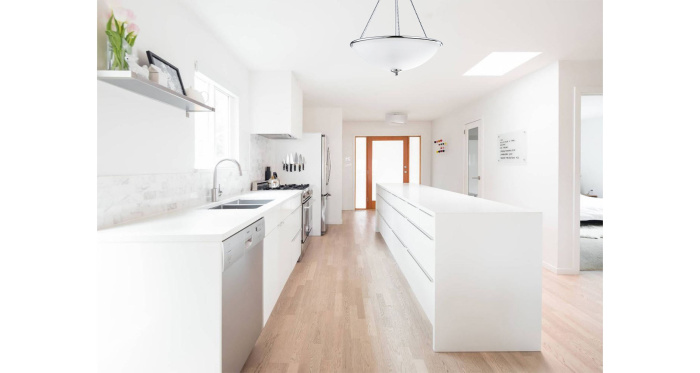 Люстра подвесная Lucia Tucci SESTO 175.3 R40