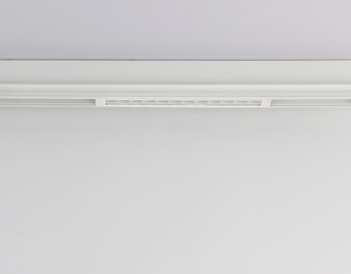 Управляемый светодиодный светильник для шинопровода Magnetic 220V диммируемый 3000-6400K Ambrella light GL1301