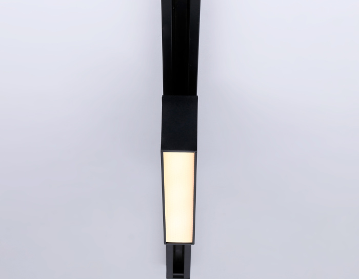 Трековый однофазный светодиодный светильник Ambrella light GL6765
