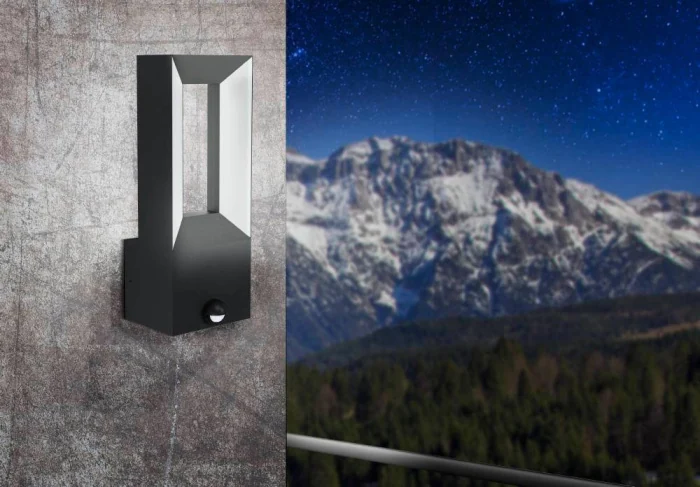 Настенный светильник EGLO RIFORANO 98726