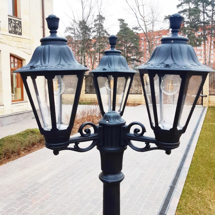 Садово-парковый светильник Fumagalli NEBO BISSO/RUT 3L E26.202.S30.AXE27