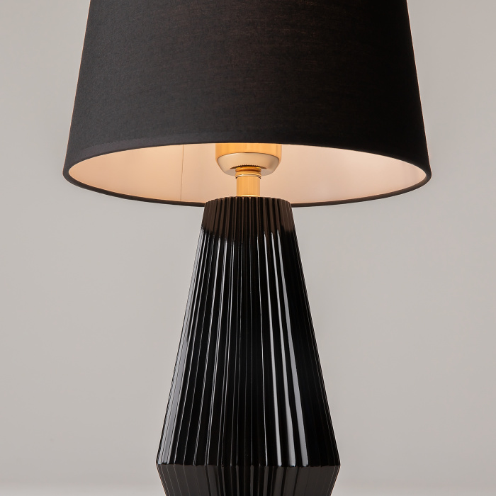 Настольная лампа Maytoni Calvin table Z181-TL-01-B