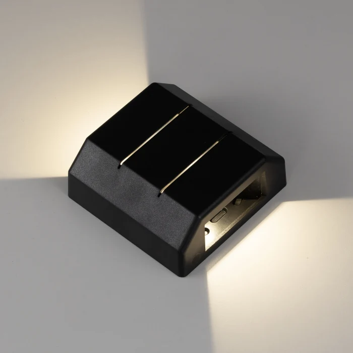 Уличный настенный светильник Citilux STELS CLU0731