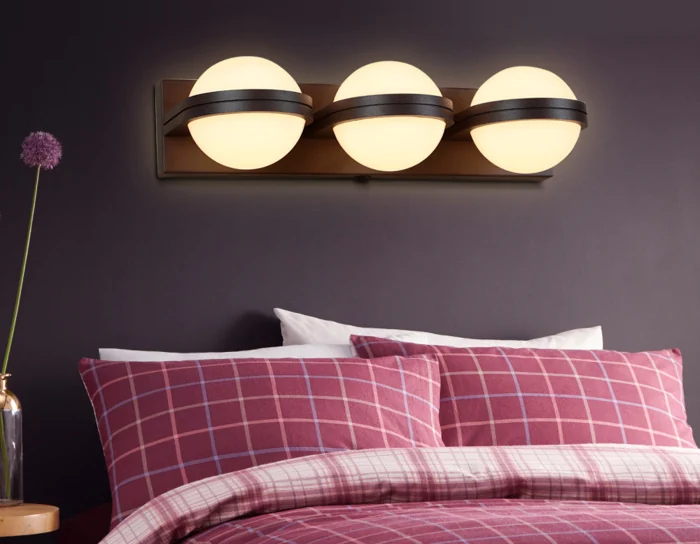 Настенный светодиодный светильник с выключателем Ambrella light FW560