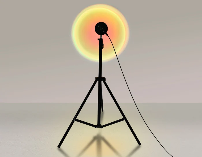 Атмосферная светодиодная настольная лампа с пультом Ambrella light DE8387