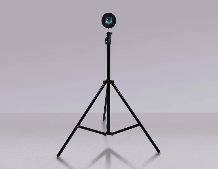 Атмосферная светодиодная настольная лампа с пультом Ambrella light DE8387