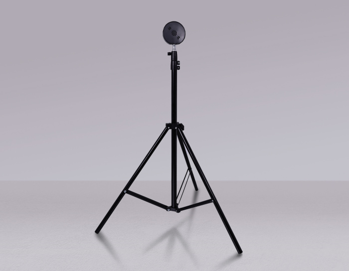 Атмосферная светодиодная настольная лампа с пультом Ambrella light DE8387