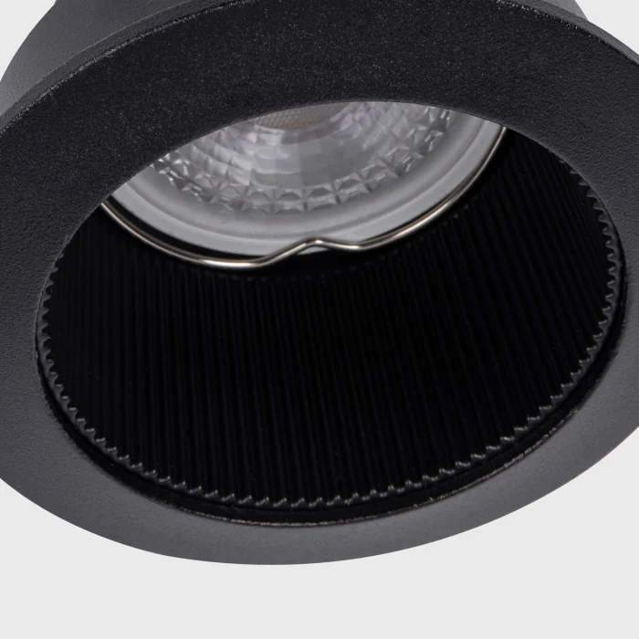 Встраиваемый светильник Favourite 4545-1C